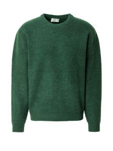 Jaime Lorente co-created by ABOUT YOU_AW23_pack shots_Phillipp Jumper_dark green_69,90_12245118