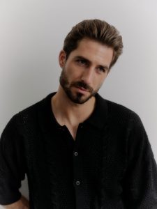 Kevin Trapp co-created by ABOUT YOU_SS2024_Drop 1_Campaign Shot_8