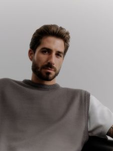 Kevin Trapp co-created by ABOUT YOU_SS2024_Drop 1_Campaign Shot_9